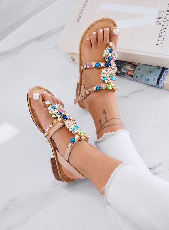 GIULY - Sandalias beige planas con piedras de joya multicolores