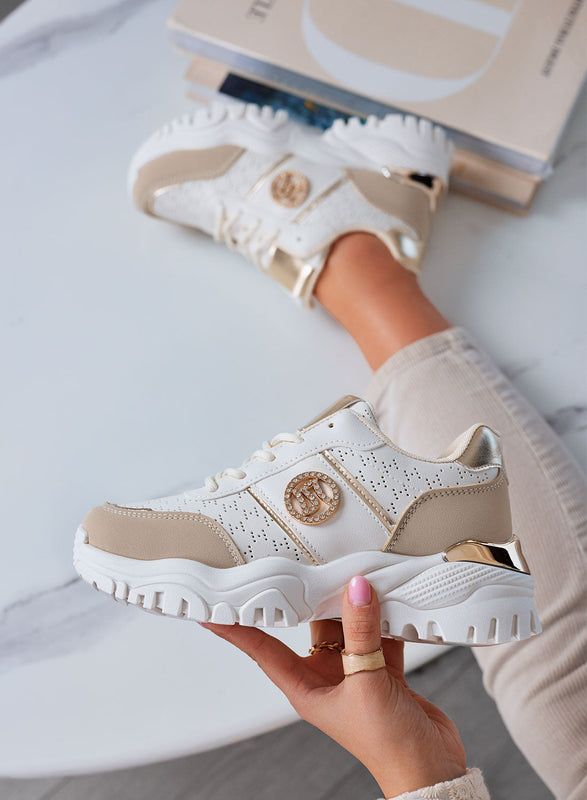 GRAZIA - Zapatillas beige perforadas con aplicación de joya