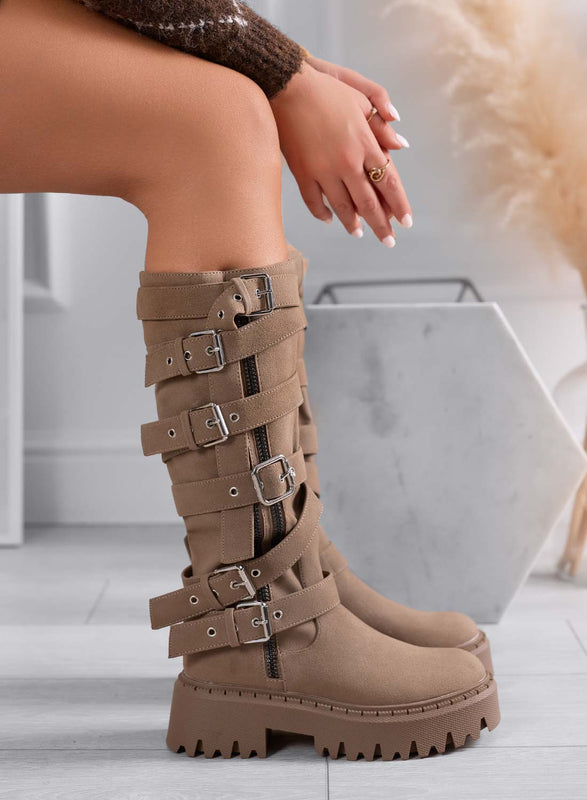 PEYTON - Botines de estilo biker en color fango con hebillas