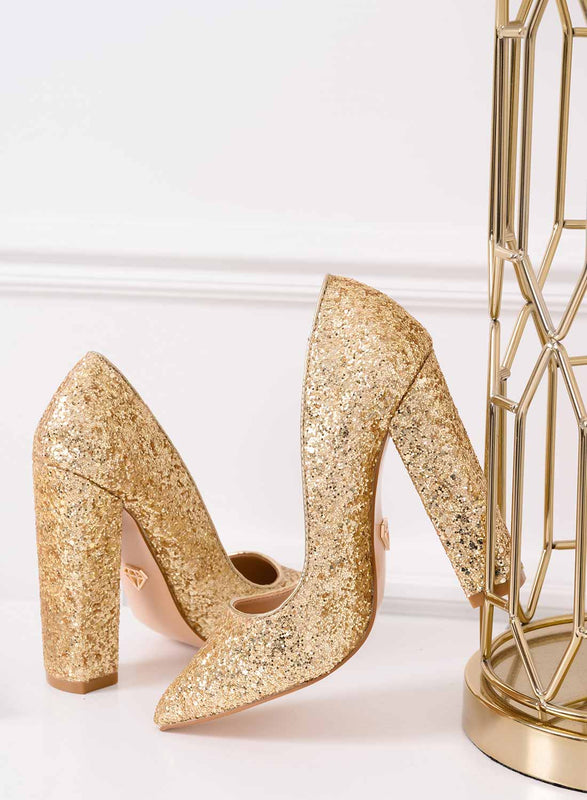 CAROLA - Zapatos de salon dorados con purpurina y tacon ancho