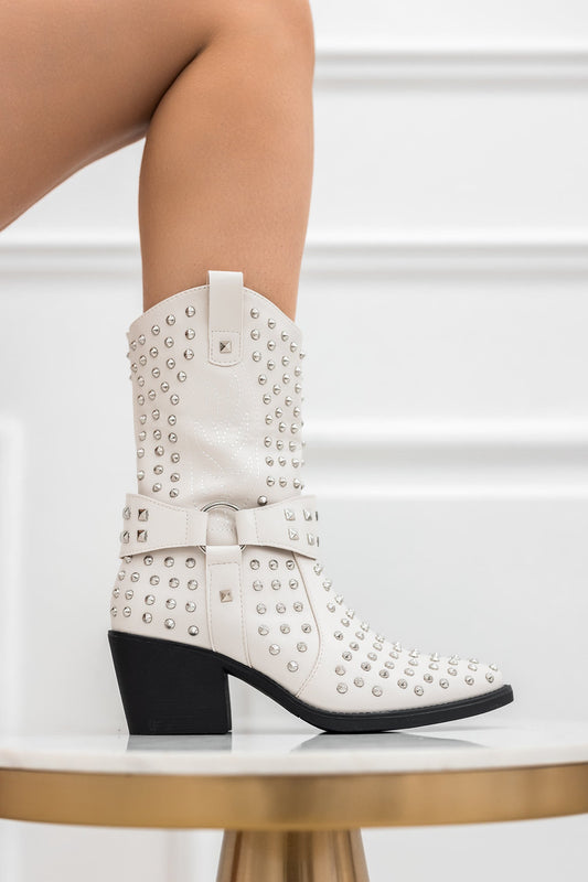 PRETTY - Botines camperos blancos con tachuelas