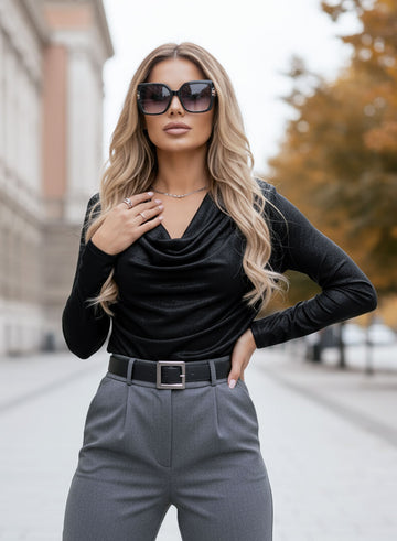 Top noir métallisé avec encolure souple