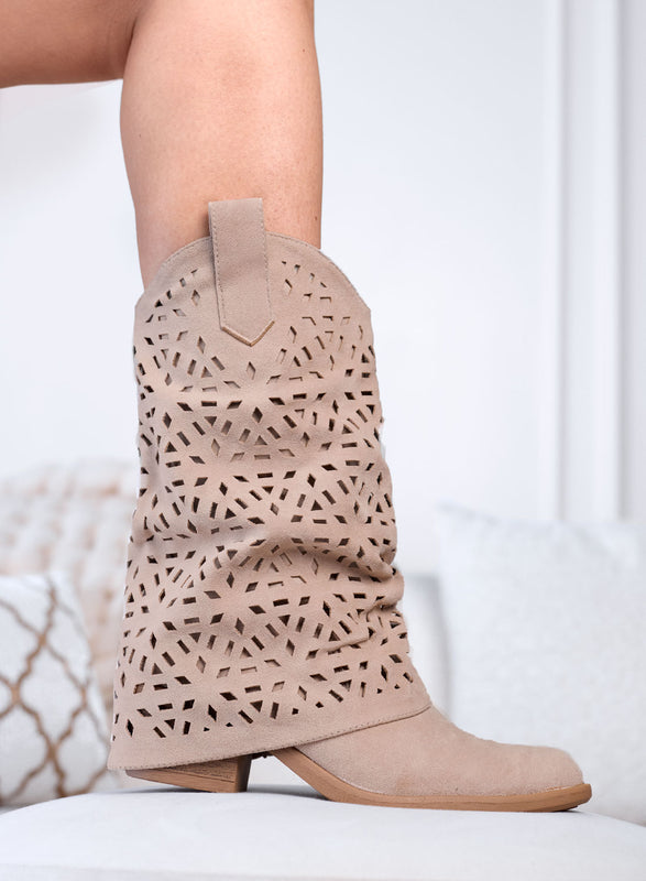 JULY - Suede perforated mud camper ankle boots with cuff