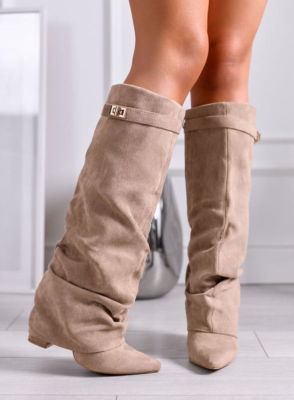 LILY - Stivali beige Donna Arricciati al Ginocchio con Dettaglio oro