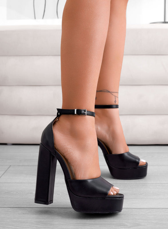 NARCISO - Sandalias alexoo negras con tacon alto y tira