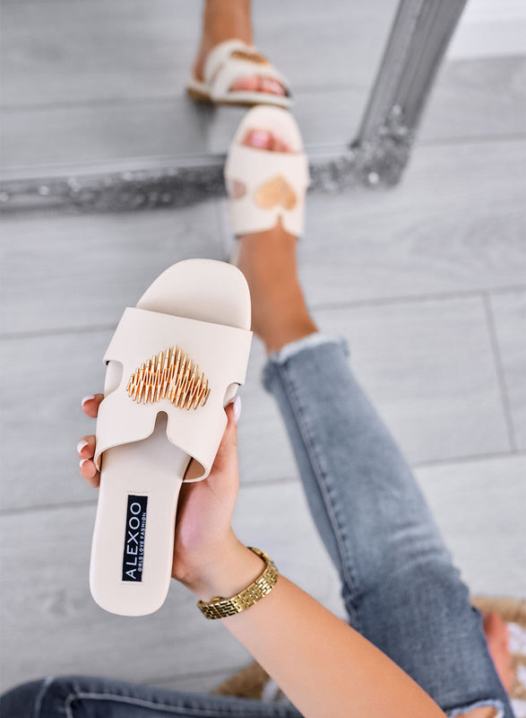 IGGY - Sandalias beige tipo ciabatta con aplicación de corazón dorado
