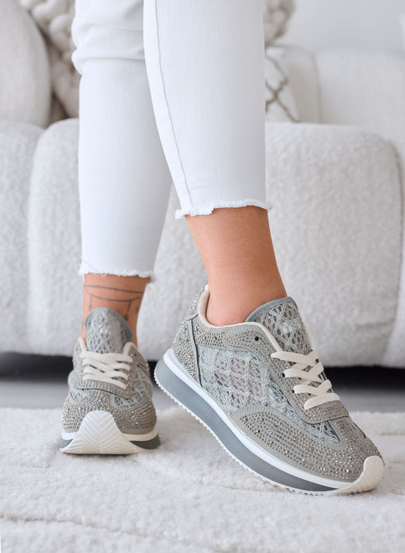 LORENA - Zapatillas verdes con encaje y strass brillantes
