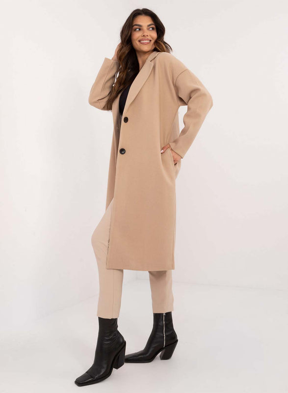 Manteau long élégant beige avec boutons