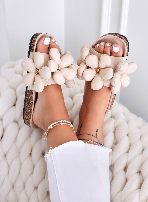 BARBARA - Mules beiges avec fleurs souples