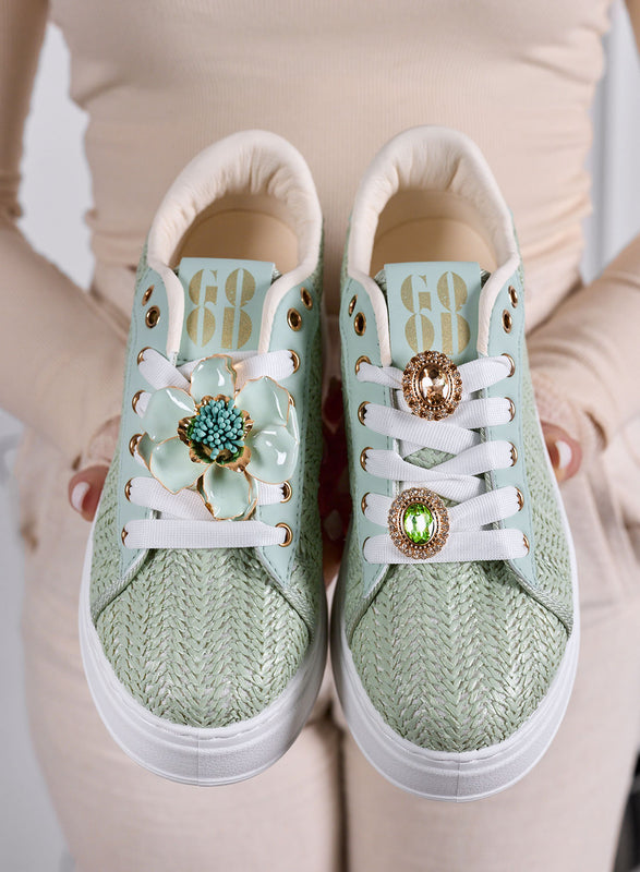 DOROTY - Sneakers Verde Menta con Applicazioni fiore Gioiello e Suola Platform