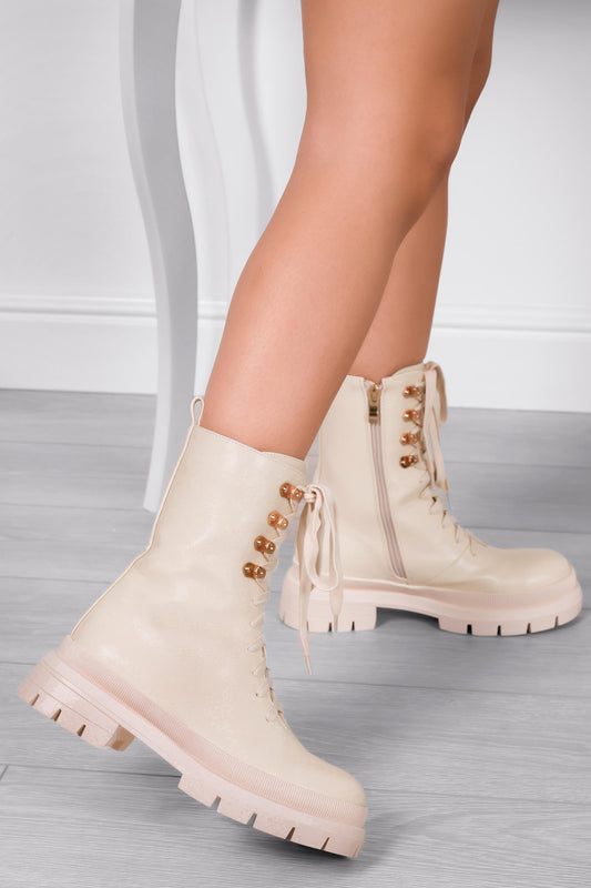 MARA - Botines beige Alexoo con cordones