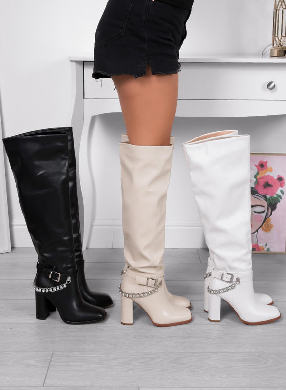 ALESSANDRA - Botas blancas Alexoo por encima de la rodilla con cadena