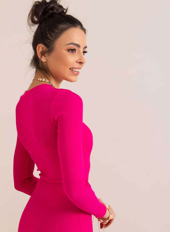 Vestido fucsia de canalé ajustado