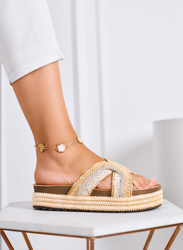 BEATRICE - Sandali Ciabatte beige con intreccio decorativo e strass