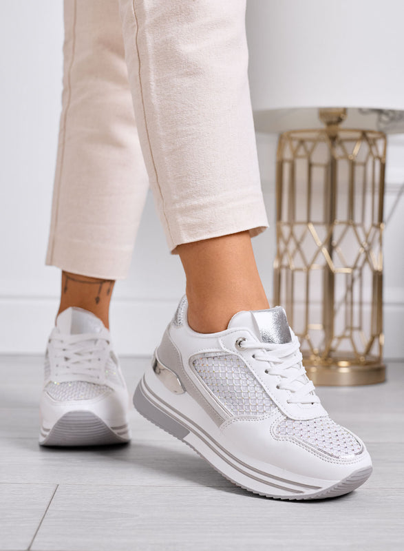 MELEK - Baskets blanches avec empiècements argentés et semelle plateforme