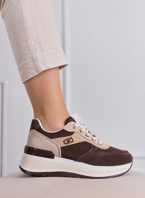 TULLIA - Zapatillas marrones con detalles beige y plataforma cómoda