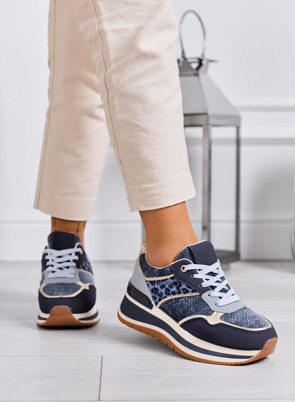 ATENE - Zapatillas azules con detalles animal print y suela alta