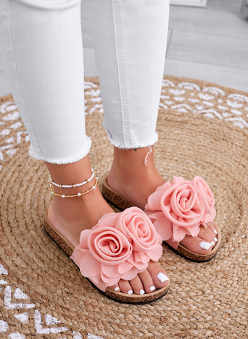 SUMMER - Sandalias rosas tipo chancla con flores aplicadas