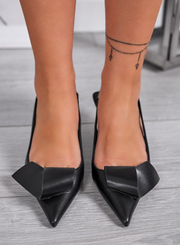LORENA - Décolleté slingback negras con maxi lazo y tacón geométrico