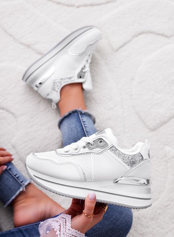 VALDA - Zapatillas blancas con detalles de glitter plateado