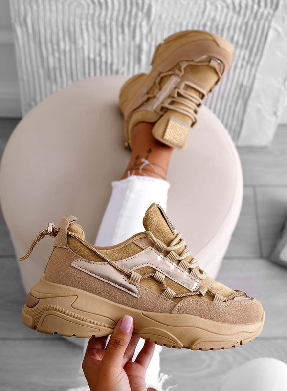 Baskets couleur boue avec semelle épaisse et strass
