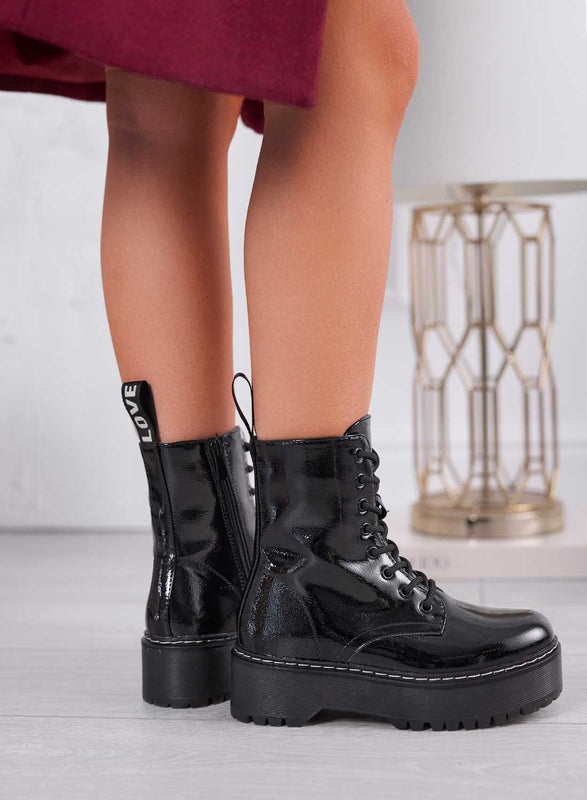 LUANA - Botas militares de charol negro con cordones