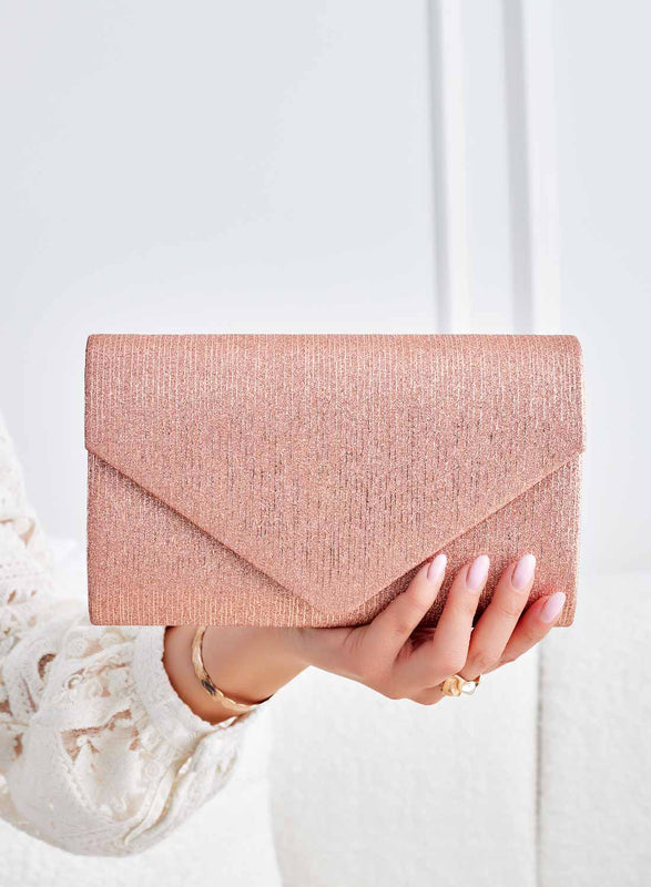 Bolso clutch laminado oro rosa B234