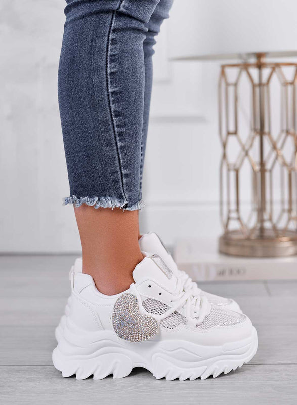 VINNY - Sneakers bianche con ciondolo a cuore in strass