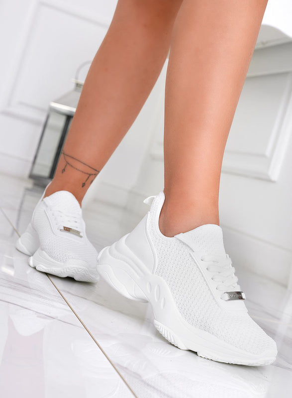 SHELBY - Zapatillas Alexoo blancas de tela elástica perforada