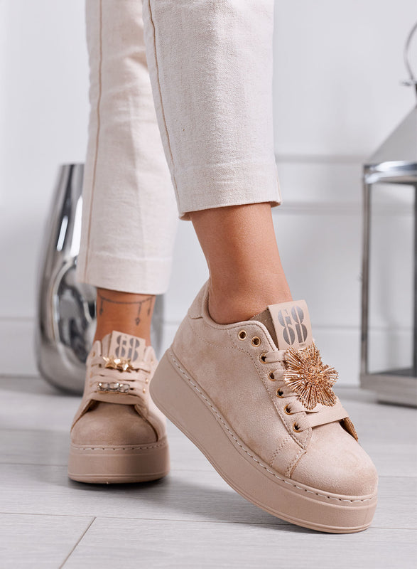 GRACE - Sneakers Donna Beige con Applicazione Gioiello e Suola Platform