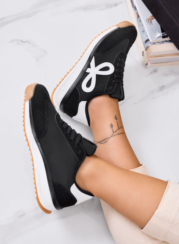 DIAZ - Zapatillas negras con lazo blanco y suela bicolor