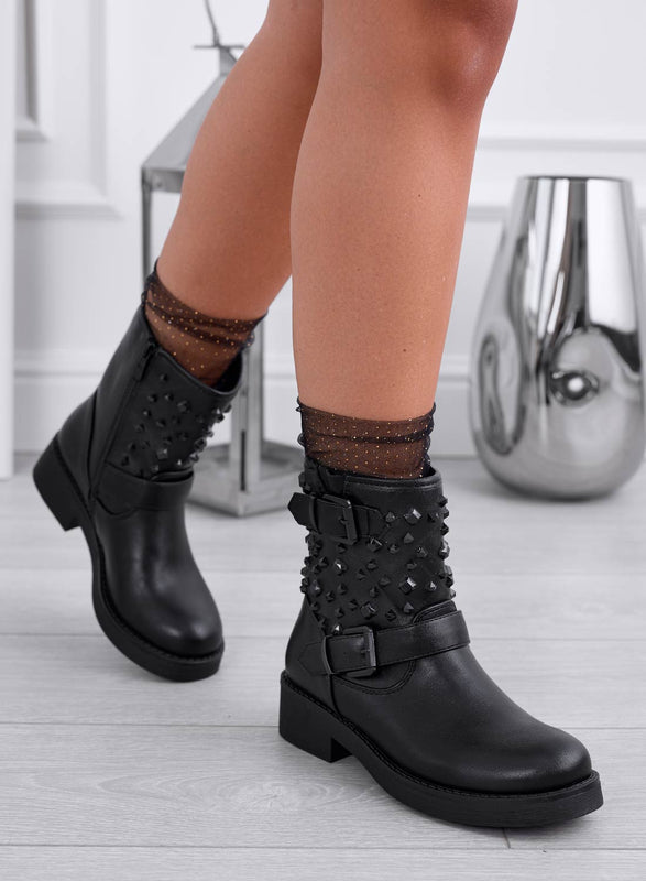 EUROPA - Botas biker negras con hebillas y tachuelas