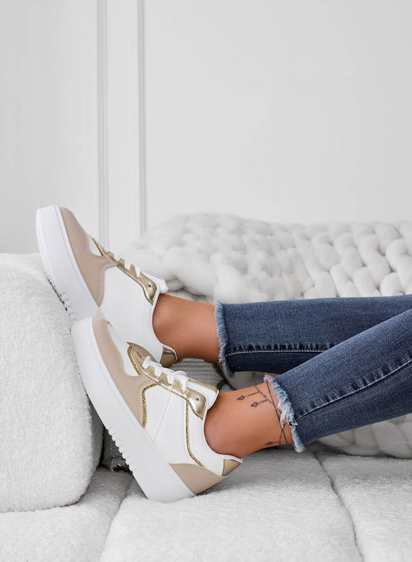Sneakers con inserti fango e oro