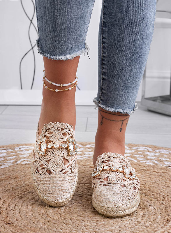 Espadrilles beige sabot brodées avec application bijou