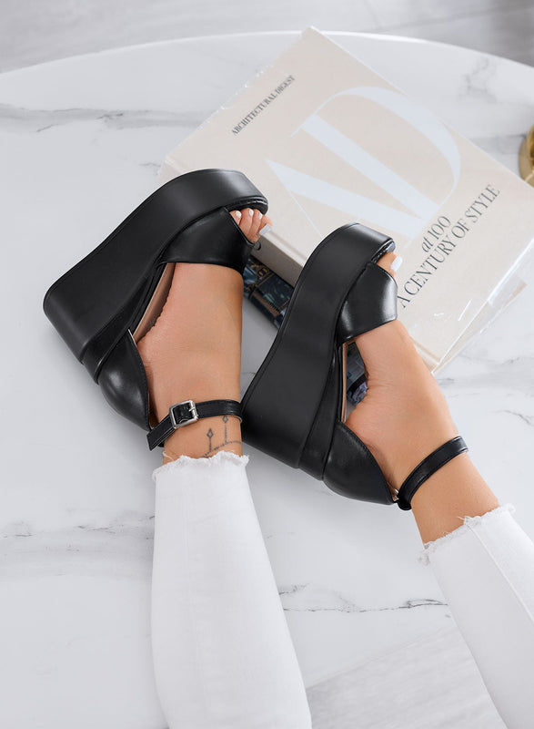 PENNY - Sandalias negras tipo plataforma con cinturón en el tobillo