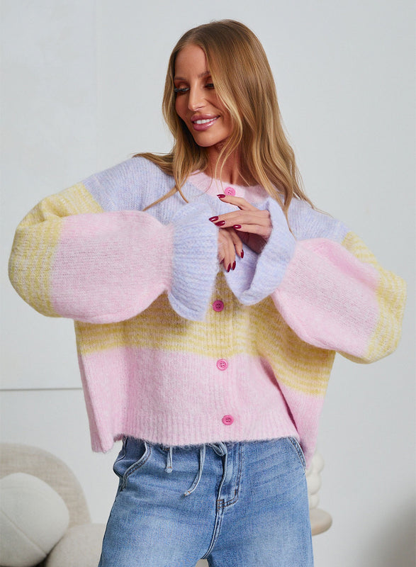 Cárdigan oversize suave en colores pastel