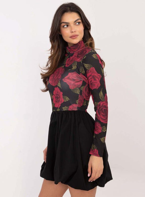 Vestido negro con estampado