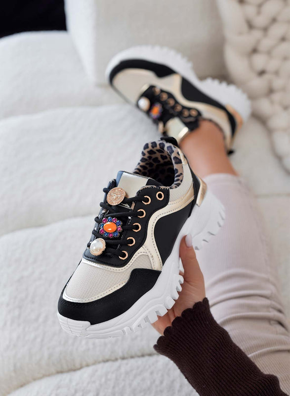 ADAMS - Zapatillas negras de mujer con suela gruesa y detalles joya dorados