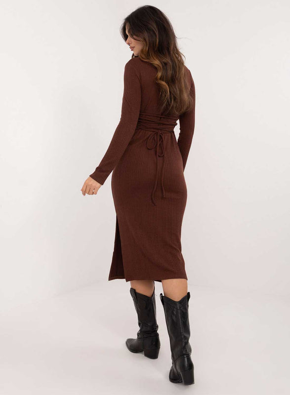 Brown ribbed midi dress with side slit
