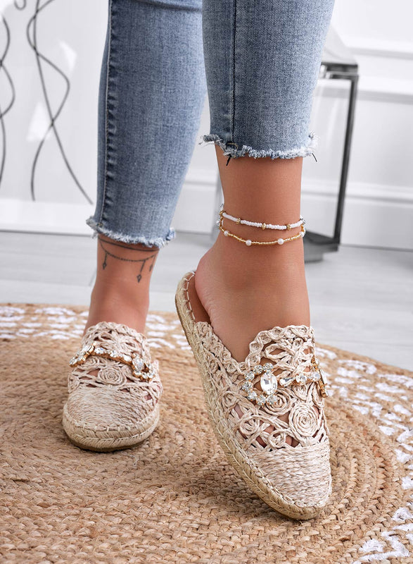 Espadrilles beige sabot brodées avec application bijou
