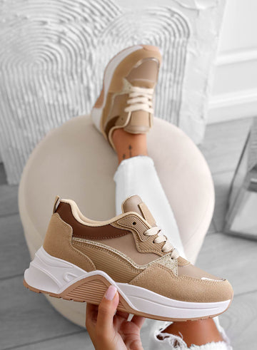 Zapatillas color barro con paneles en contraste