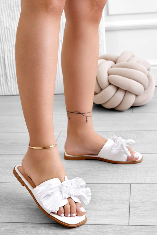 White slide sandals with bow