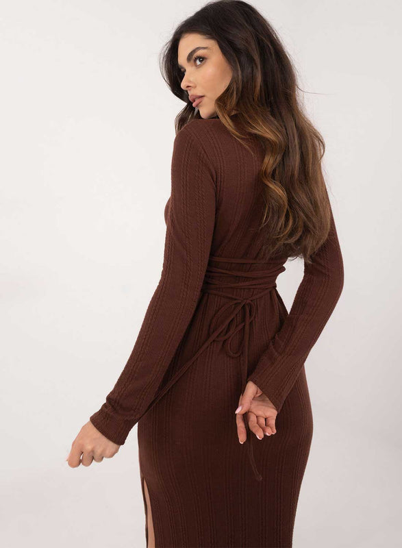 Brown ribbed midi dress with side slit