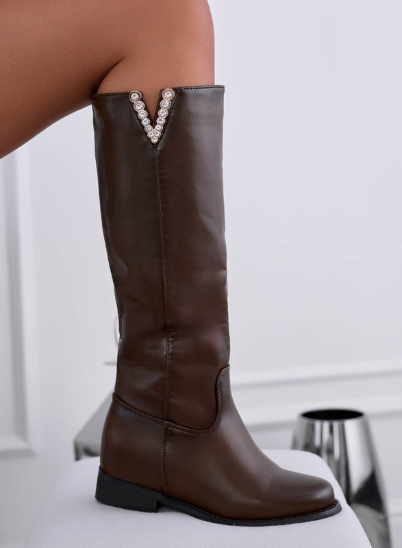 Brown boots with internal wedge and jewel embellishment