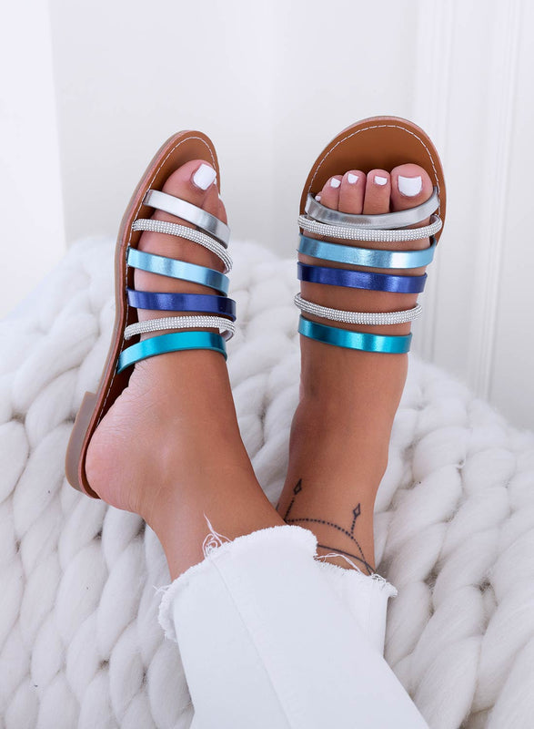 IDAA - Sandalias tipo chancla azules con tiras de strass