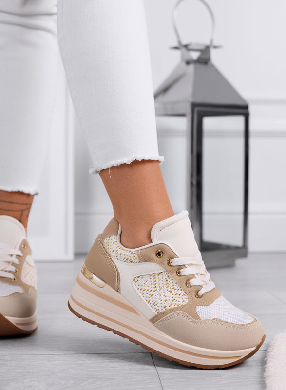 ELLY - Zapatillas beige con cuña y detalles bordados