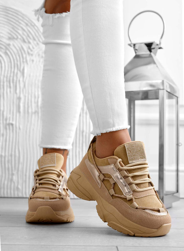 Baskets couleur boue avec semelle épaisse et strass