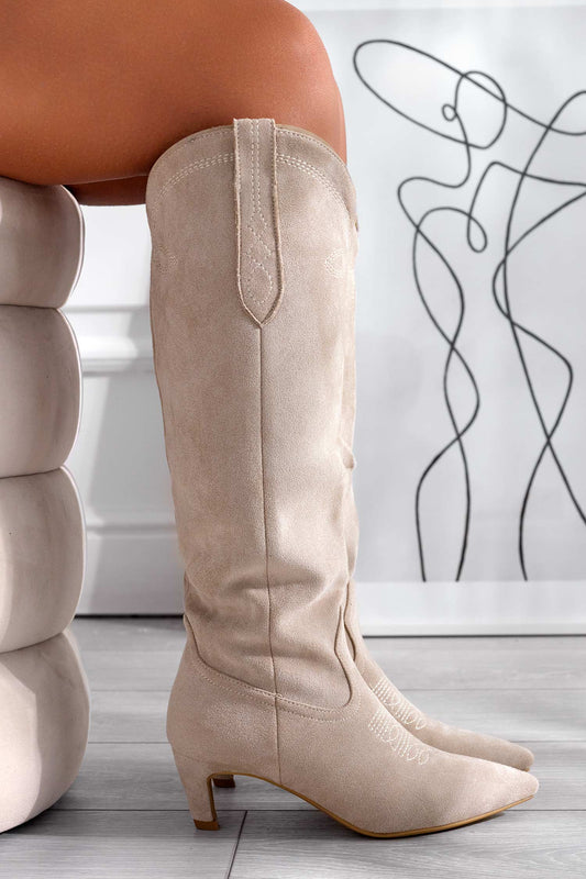 Botas beige de ante con tacón de aguja