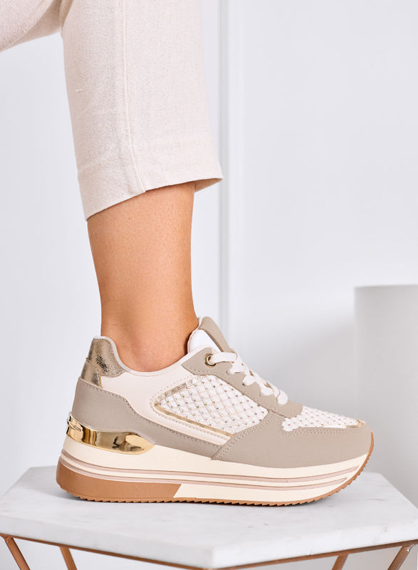 MELEK - Zapatillas beige con detalles dorados y suela plataforma