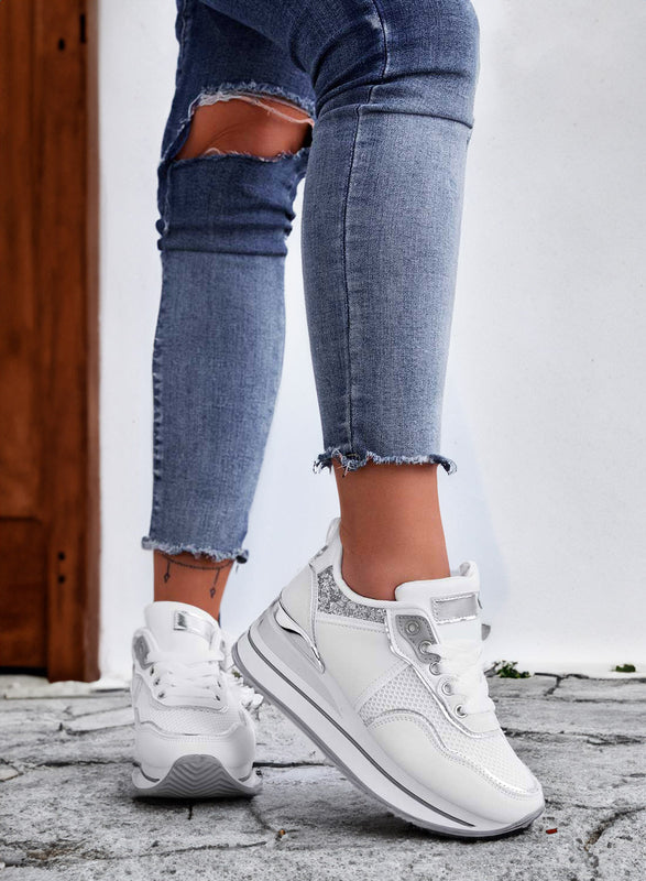 VALDA - Zapatillas blancas con detalles de glitter plateado
